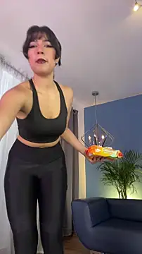 Liana_Fem_ লাইভ চ্যাট রুম