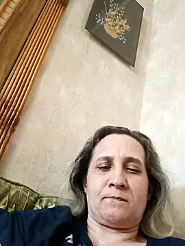 غرفة دردشة KatieLove133 المباشرة