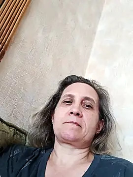 KatieLove133's Live Chat Room