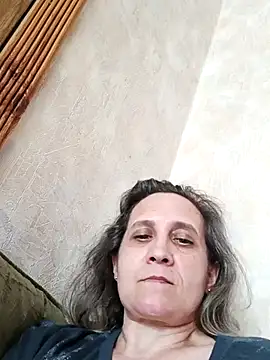 KatieLove133's Live Chat Room