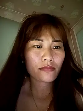 Sala de chat ao vivo de Lucxy-ki6