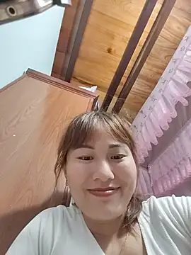 Chat ao vivo de Lucxy-ki6