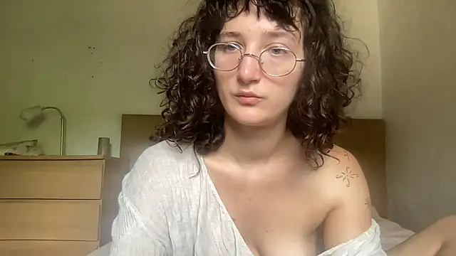 antoniettamaria লাইভ চ্যাট রুম