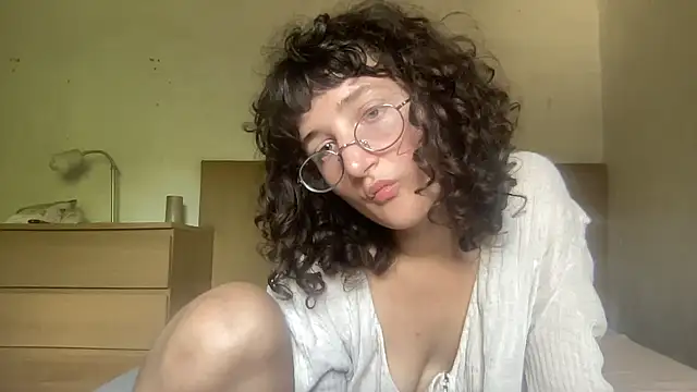 antoniettamaria's Live Chat Room