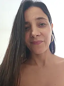 miaeyex Live Chatraum