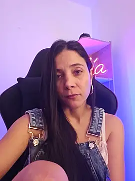 miaeyex Live Chatraum