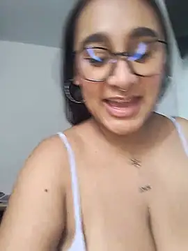 Mia_skyy18: δωμάτιο απευθείας συνομιλίας