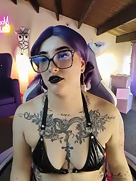 LilithDark666 – live chatrum