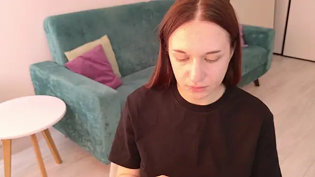 Ola_Queen élő chatszobája
