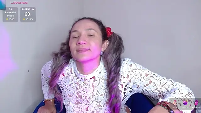 adairamars Live Chatraum