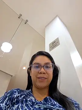 Aila_Phone Cameră chat live