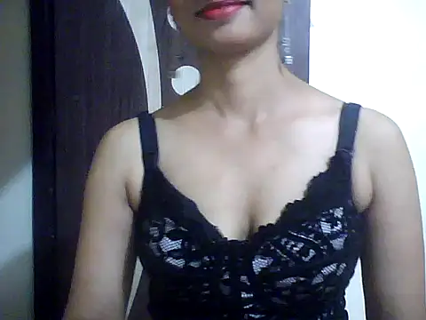 Sonam1186's Live Chat Room