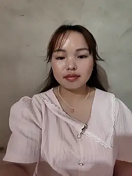 Mina_xYx's Live Chat Room