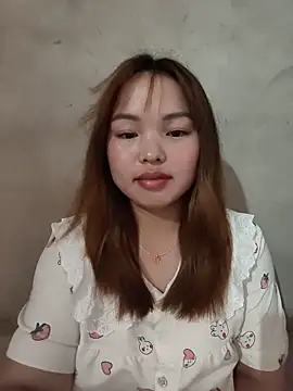 Mina_xYx – live chatrum