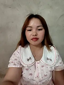 Mina_xYx Adlı Modelin Canlı Sohbet Odası