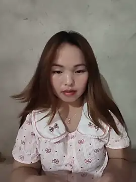Mina_xYx – live chatrum