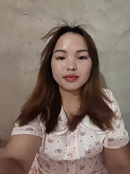Živá chatovací místnost Mina_xYx