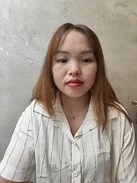 Mina_xYx লাইভ চ্যাট রুম