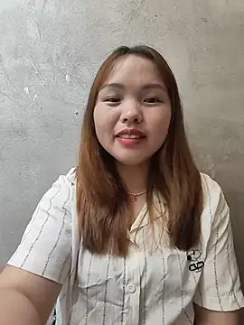 Mina_xYx Adlı Modelin Canlı Sohbet Odası