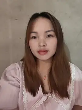 Mina_xYx's Live Chat Room