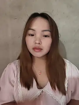 Mina_xYx's Live Chat Room