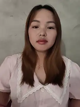 Mina_xYx's Live Chat Room