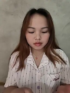 Živá chatovací místnost Mina_xYx