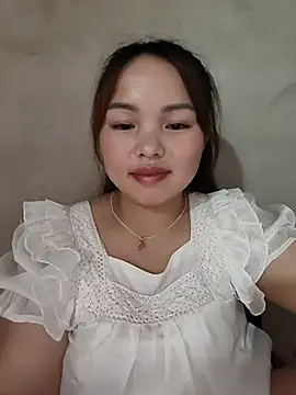 Mina_xYx – live chatrum