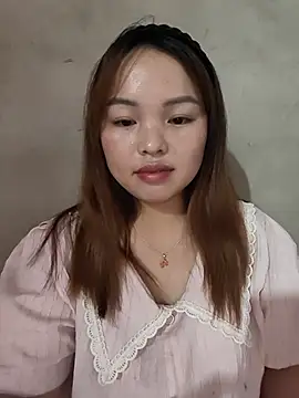 Mina_xYx Live Chatraum