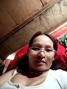 Živá chatovací místnost Sexy_cum123