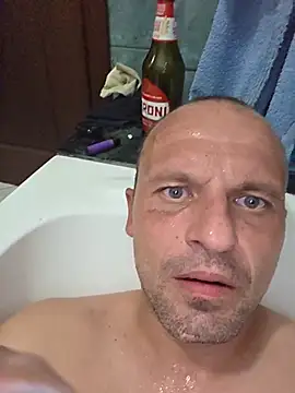 skizzoboy6 Adlı Modelin Canlı Sohbet Odası