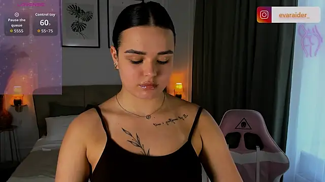 EvaRaider – live chatrum