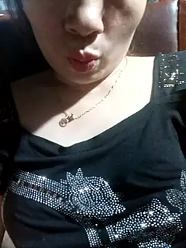 Živá chatovací místnost Sury_sexyy