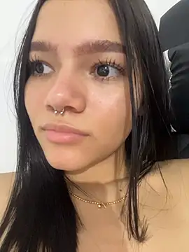 Sala de chat en directo de lina_seduce