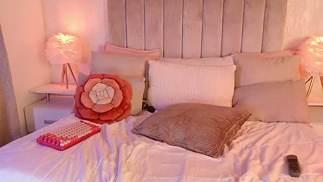 Sala de chat en directo de Liora_Sol