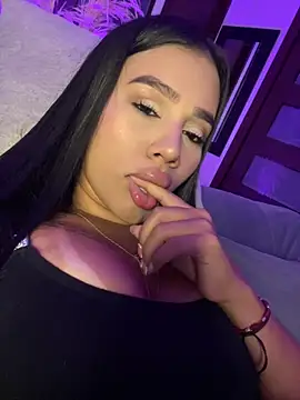 AlisonBeltran1 现场聊天室