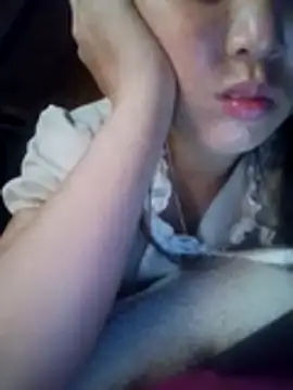 Živá chatovací místnost Tina-i