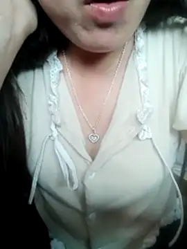 Tina-i чат на живо