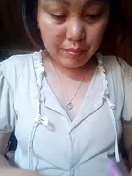 Tina-i – live chatrum