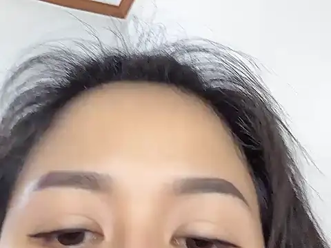 AmyLinee_1 Ruang Obrolan Langsung