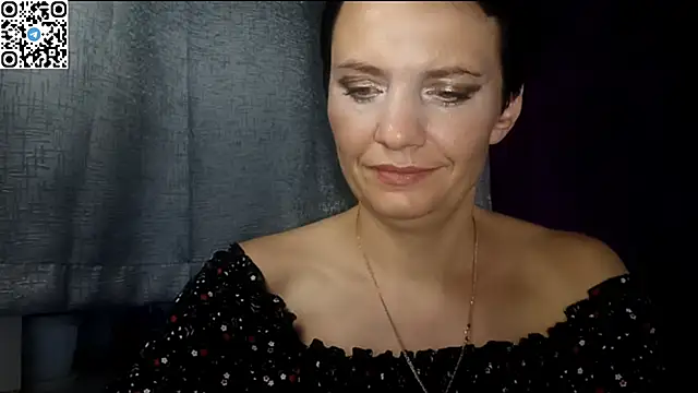 HotMamaQueen234 Live Chatraum
