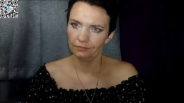 HotMamaQueen234 Adlı Modelin Canlı Sohbet Odas ı