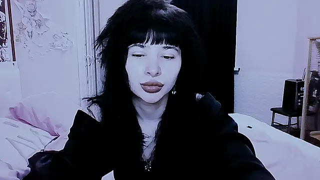 AllisonDeetz's Live Chat Room
