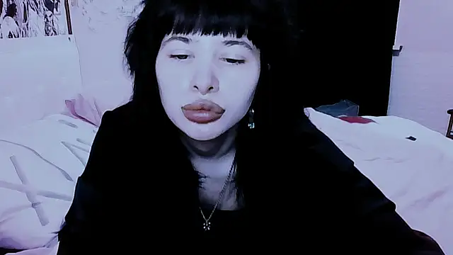 Chat soba uživo modela AllisonDeetz