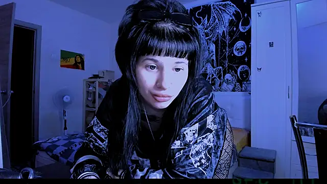 Chat soba uživo modela AllisonDeetz