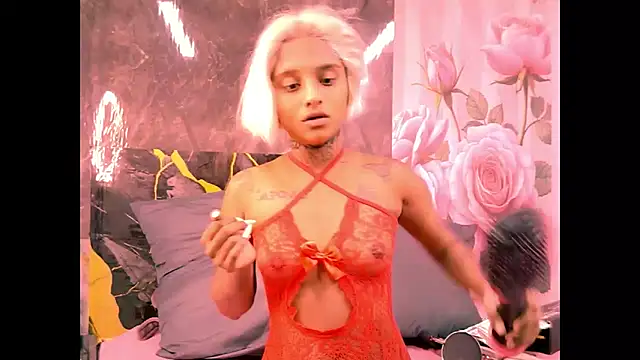 חדר צ'אט בשידור חי של indian_barbie