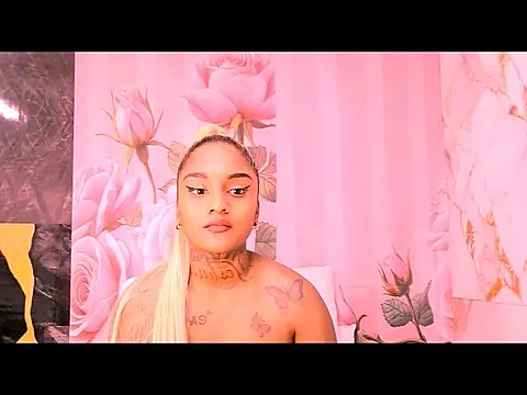 indian_barbie's Live Chat Room