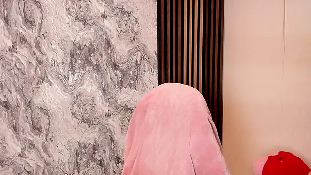 חדר צ'אט בשידור חי של sweet_aura31