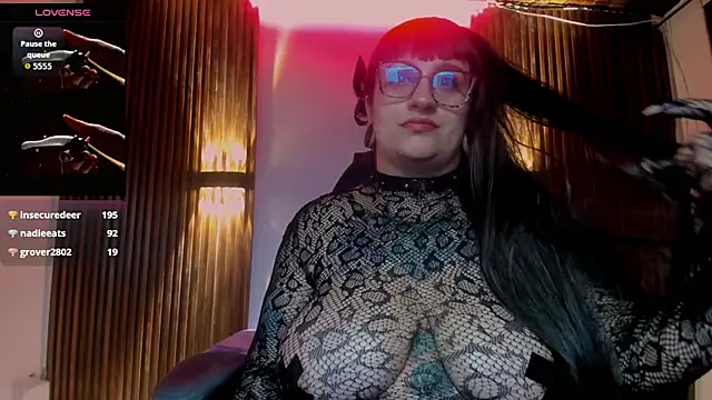 Sala de chat en directo de Violett_8
