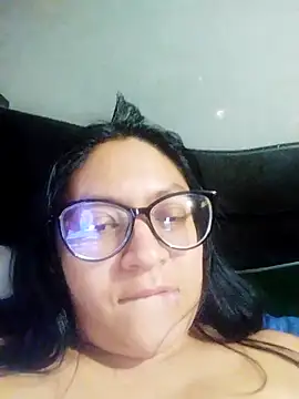 LatinSquirtBaby Cameră chat live